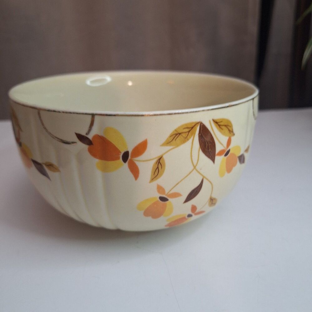 VINTAGE HALL'S POTTERY SUPERIOR QUALITY 6 1/4" MIXING BOWL AUTUMN LEAF Excellen